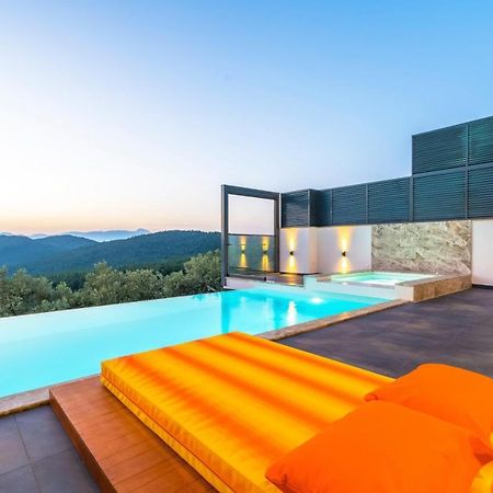 Villa Soho คัลคัน ภายนอก รูปภาพ